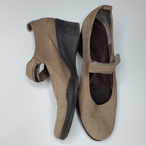 AEROSOLES Shoes - Aerosoles || Tan Leather Wedges Mary Jane